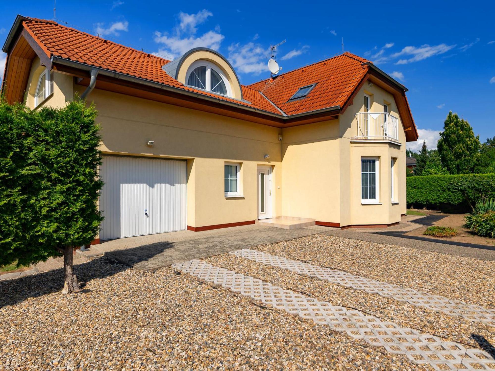 Villa Libonovska By Interhome Praga