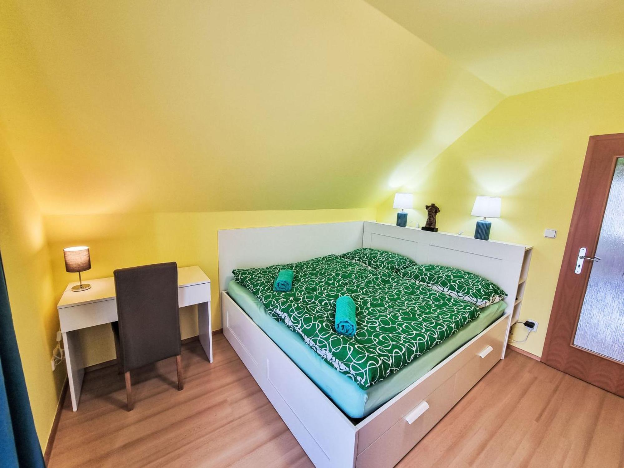 Libonovska By Interhome * Praga
